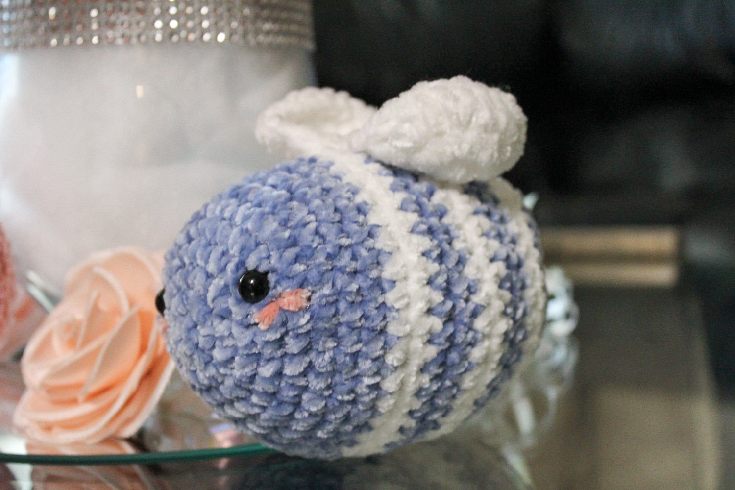 Crochet Velvet Bumble Bee - Image 2