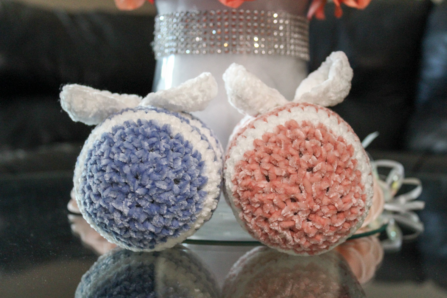 Crochet Velvet Bumble Bee - Image 5